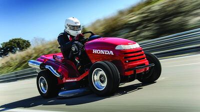 One man went to mow: Honda’s record breaker. James Lipman / jameslipman.com