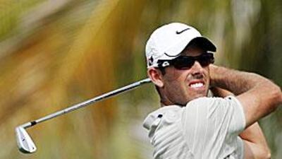 Schwartzel had little luck in the Abu Dhabi and Doha tournaments on the Desert Swing but was part of the six-way lead here.