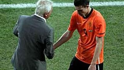 Robin van Persie has been cleared to face Uruguay in the semi-finals despite injuring his left elbow against Brazil.