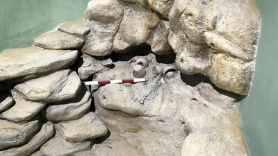 A scenography of the Iron Age rock shelter grave BHS-30 at Jebal al-Buhais