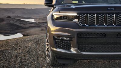 An ideal off-roader, Jeep Grand Cherokee will be offered with a choice of three 4x4 systems (Quadra-Trac I, Quadra-Trac II and Quadra-Drive II) and a Selec-Terrain traction management system with five terrain modes (Auto, Sport, Rock, Snow and Mud/Sand)