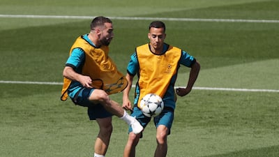 Real Madrid players Lucas Vazquez and Dani Carvajal during training. Sergio Perez / Reuters