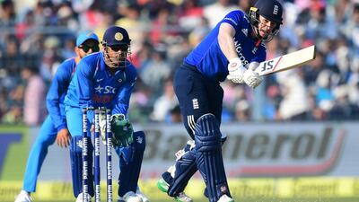 Eoin Morgan, shown batting for England against India, will play for Peshawar Zaimi in the Pakistan Super League. Dibyangshu Sarkar / AFP