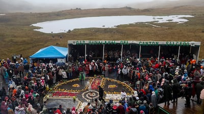 Ritual before the child riders participate in the Llamingada