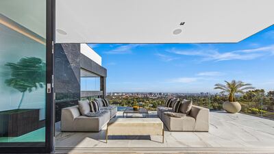 An outdoor dining area. Courtesy Joe Bryant