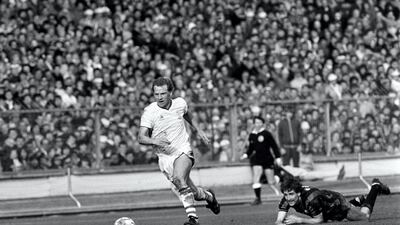 Chelsea's David Speedie gets away from Manchester City's Paul Power. Getty Images