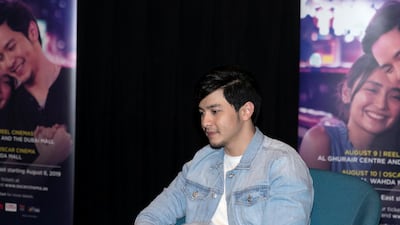 Alden Richards talks to fans.