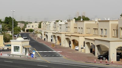 The Springs villas: Q2 up 9%. 2BR: Dh145-155,000. 3BR: Dh180-220,000. Q2 2013-Q2 2014 up 31%. Jeffrey E Biteng / The National