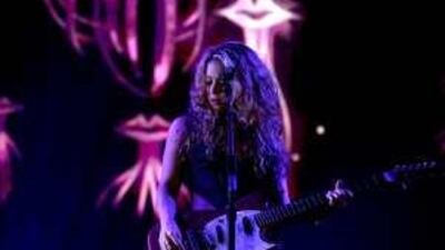 Shakira performs on New Year's Eve at the Emirates Palace, Dec 31 2008.