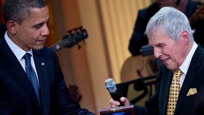 Former US president Barack Obama presents Bacharach with the Library of Congress Gershwin Prize. AFP