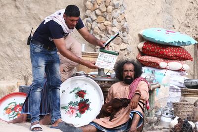 Abdullah Zeid on the set of Kashe' Nashe'. Abu Dhabi Media