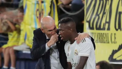 Soccer Football - La Liga Santander - Villarreal v Real Madrid - Estadio de la Ceramica, Villarreal, Spain - Real Madrid coach Zinedine Zidane with susbtitute Vinicius Junior. Reuters
