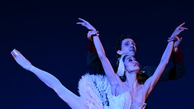 Japanese ballet dancer Fumi Kaneko and William Bracewell of Britain perform 'Swan Lake'. Reuters