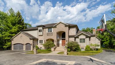 The one-night stays are priced at $92, a nod to the year Pippen and his teammates became Olympic gold medalists.