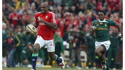 Ugo Monye sprints clear of the South Africa defence for a thrilling breakaway try on Saturday.