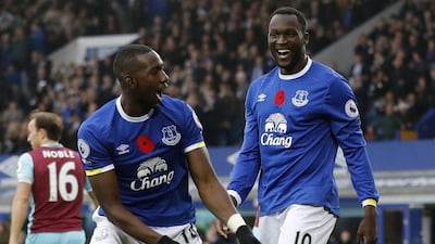 Everton’s Romelu Lukaku celebrates scoring their first goal with Yannick Bolasie. Carl Recine / Action Images / Reuters