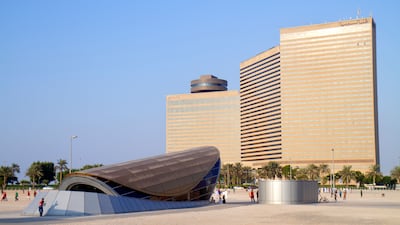 United Arab Emirates, UAE, Dubai, Middle East Eastern, Deira, Corinche Road.