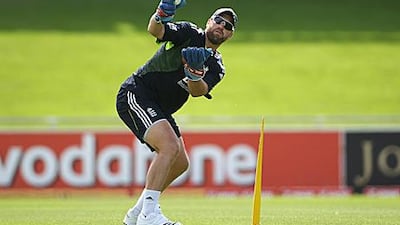 Matt Prior has been brought into the England one-day fold at the expense of Steve Davies.