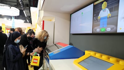 The Minifigure Factory allows for a great deal of customisation to create gifts or souvenirs.