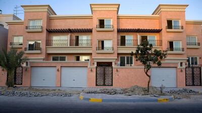 Mushrif / Karama / Manaseer villas: Q4 2014 up 12% year-on-year. 3BR - Dh205,000 average rental rate. 4BR - Dh230,000 average rental rate. 5BR - Dh265,000 average rental rate. Jaime Puebla / The National
