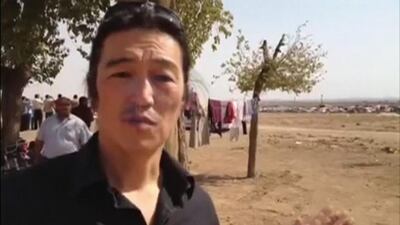 Japanese journalist Kenji Goto reports in Kobani in October 2014 in this still image taken from the website www.reportr.co. ISIL militants have threatened to killed Mr Goto and another Japanese hostage, military contractor Haruna Yukawa, unless Tokyo pays them a US$200 million ransom. www.reportr.co via Reuters TV