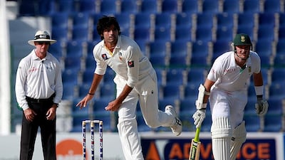 Mohammad Irfan won't likely make the repeat tour of the UAE with Pakistan after fracturing his hip against South Africa in October. Satish Kumar / The National