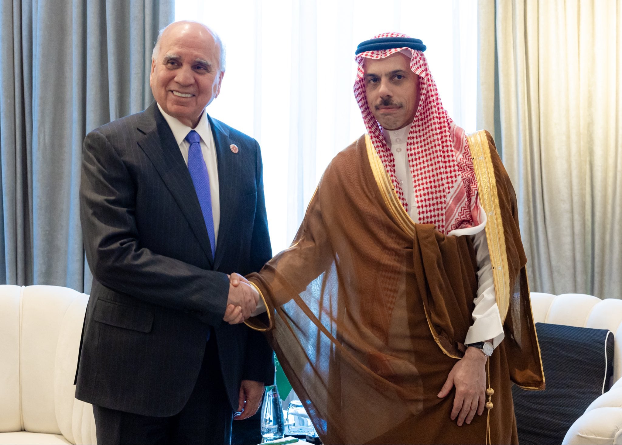Image linked from the original feed: Saudi and Iraqi ministers meet to smooth over drone attack