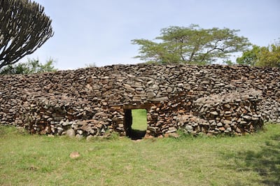 Entrance at Kochieng enclosure, Kenya. Ephraim Mwangi / National Museums of Kenya