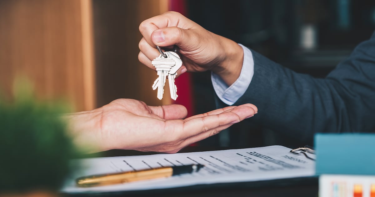 Immobilien in den VAE: Könnten Reisebeschränkungen den Boom ausländischer Käufer in Dubai gefährden? Immobilien in den VAE: Könnten Reisebeschränkungen den Boom ausländischer Käufer in Dubai gefährden?