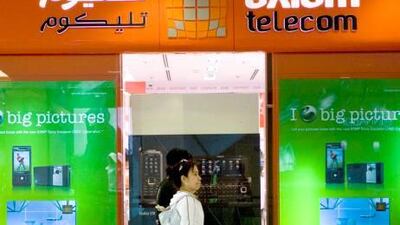 An Axiom Telecom store at Abu Dhabi Mall.