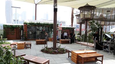 There is a small dining space right at the centre