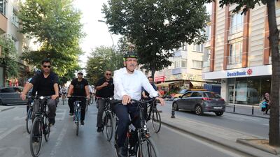 Istanbul’s traffic-choked streets and impatient drivers once led a newspaper to dub cycling in the city a past-time fit “only for the brave”.