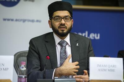UK Mosques and Imams National Advisory Board chairman Imam Qari Asim urged Muslims to receive the coronavirus vaccine. Shutterstock