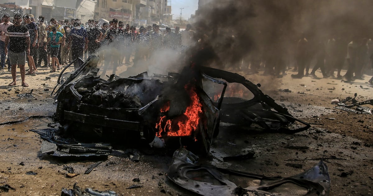 Series of strikes hit Gaza amid reports of commando operation and clashes
