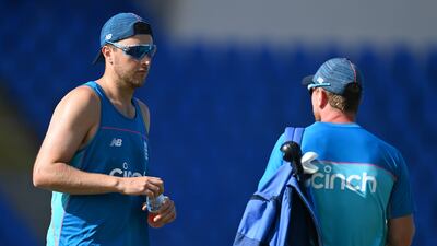 Ollie Robinson speaks with coach Paul Collingwood. Getty