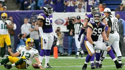 Jared Allen, right, the Minnesota Vikings defensive end, sacked the Green Bay Packers quarterback Aaron Rodgers, left, last month.