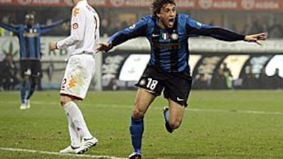 Crespo celebrates his equalising goal.