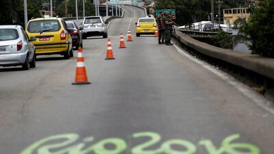 Brazilian army forces soldiers patrol a street during a rehearsal of the 2016 Rio Olympics opening ceremony in Rio de Janeiro, Brazil, July 17, 2016. Bruno Kelly / Reuters