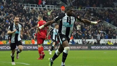 Allan Saint-Maximin - 7: Angered home crowd by gifting possession to Watford that resulted in King shooting wide. Body language, decision-making and final ball all poor in first half. Then produced trademark weaving run and brilliant finish to open scoring just after break. AP