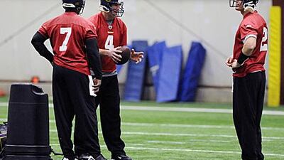 The Vikings quarterbacks Brett Favre, right, and Tarvaris Jackson during practice for today's game against New Orleans.