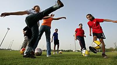 Aspiring women's footballers at the American University are encouraged to put their best foot forward by football director Lee Mitchell.