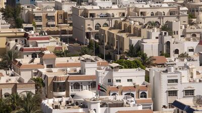 NAHYAN CAMP/MUROOR VILLAS: Q4 2015 - Q1 2016 down 2%. Q1 2015 - Q1 2016 no change. 3BR - between Dh150,000 and Dh180,000. 4BR - between Dh180,000 and Dh210,000. 5BR - between Dh210,000 and Dh300,000. Christopher Pike / The National