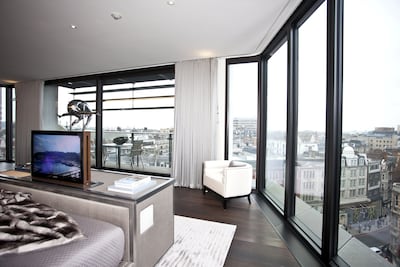 A master bedroom in the luxury apartment complex One Hyde Park in London. Shutterstock