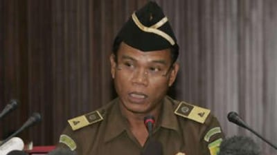 The spokesman of the Indonesian attorney general's office, Jasman Pandjaitan, announces that Indonesia will execute the Bali bombers next month.