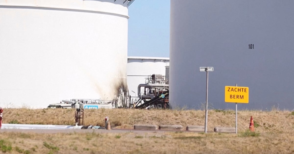 Sticky Threads One dead in blast at Rotterdam port energy facility | The National