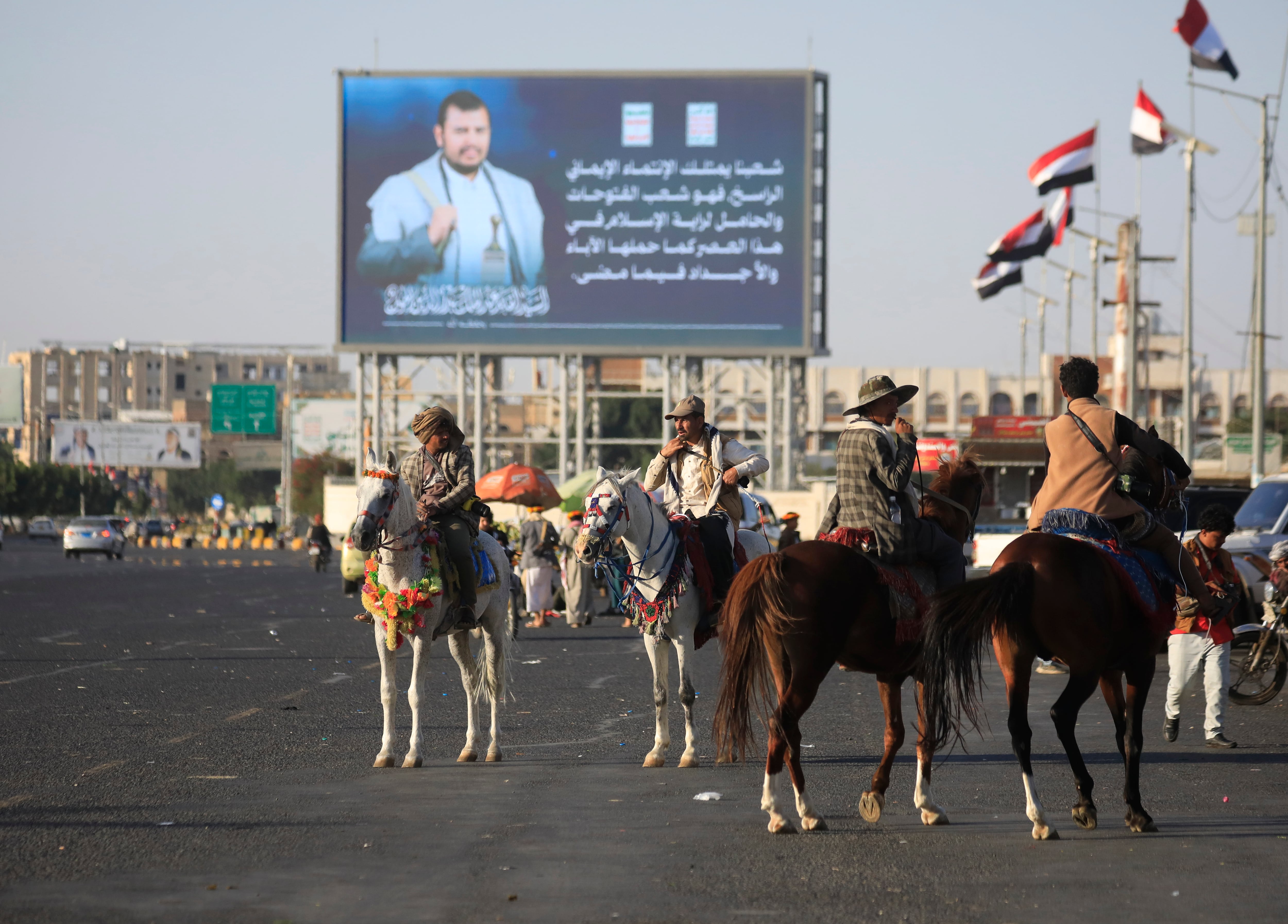 Oil shipments through Strait of Hormuz increase as Red Sea traffic declines