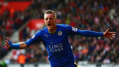 SOUTHAMPTON, ENGLAND - OCTOBER 17: Jamie Vardy of Leicester City celebrates scoring his team's second goal during the Barclays Premier League match between Southampton and Leicester City at St Mary's Stadium on October 17, 2015 in Southampton, England. (Photo by Jordan Mansfield/Getty Images)