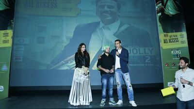 The stars interacted with the crowd and handed out prizes and hampers. Courtesy iuou