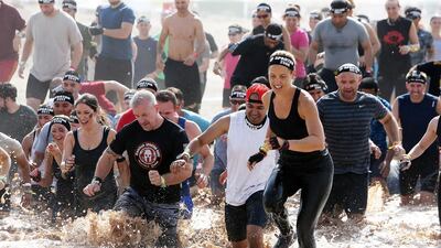 Sheikh Mohammed spoke to some of the participants, who briefed him on the objectives and stages of the race.