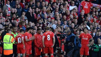 Steven Gerrard leaves the pitch after the final whistle. Oli Scarff / AFP